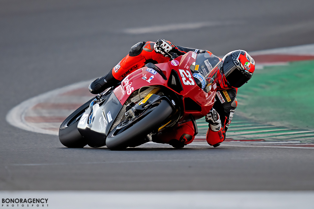 Salvadori in piega a Misano
